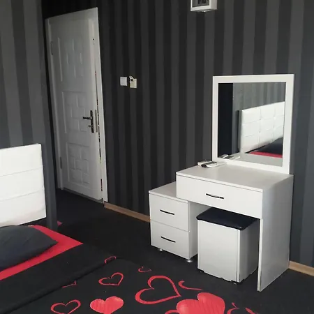 Bodroom 2*