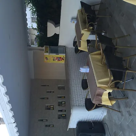 Aparthotel Bodroom 2*